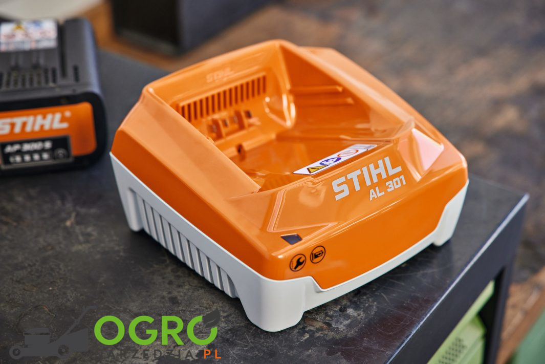 Szybka ładowarka STIHL AL 301 - obrazek 3